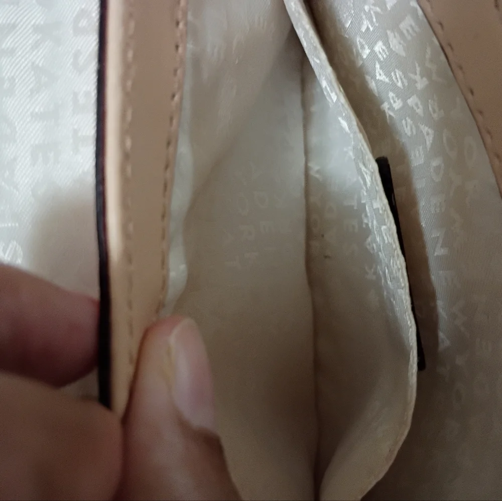 Kate Spade, EUC, Crossbody Bag, Leaf Print, Snap Closure, Color Pink, White - Picture 13 of 13